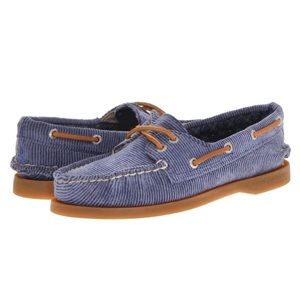 Sperry Top-Sider Women's A/O 2 Eye Blue Washed Corduroy
Boat Shoe Moccasins 8.5